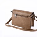 Дамска чанта от еко кожа с дълга дръжка в бежов цвят. Код : 8985