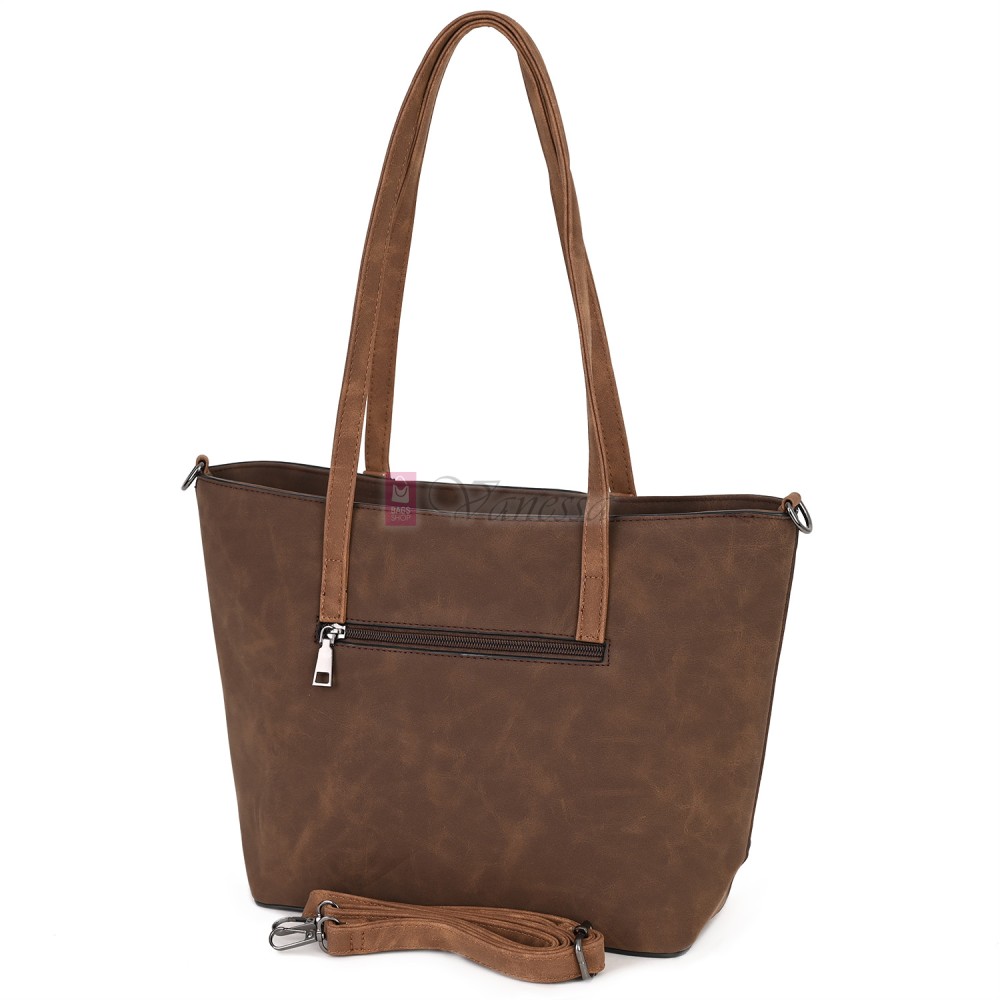 Дамска ежедневна чанта от велур в кафяв цвят. Код: 90313  Дамска ежедневна чанта от велур в кафяв цвят. Код: 90313