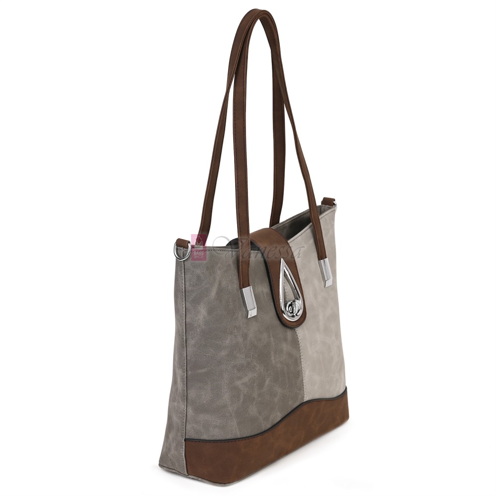 Дамска ежедневна чанта от велур в сив цвят. Код: 90316  Дамска ежедневна чанта от велур в сив цвят. Код: 90316