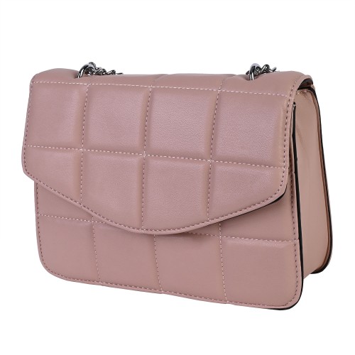 Сладка дамска чанта от еко кожа в класически дизайн Код: 9102