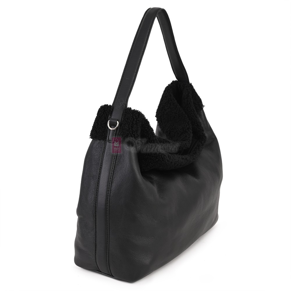 Голяма дамска чанта от еко кожа, в черен цвят. Код: 965