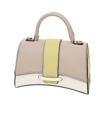  Дамска чанта от еко кожа в бежов цвят. Код: 98-530