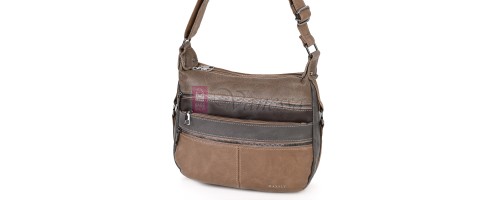 Дамска чанта от екологична кожа в бежов цвят. Код: 9828 Дамска чанта от екологична кожа в бежов цвят. Код: 9828