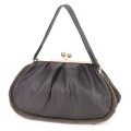 Голяма дамска чанта от еко кожа, в тъмносив цвят. Код: 997