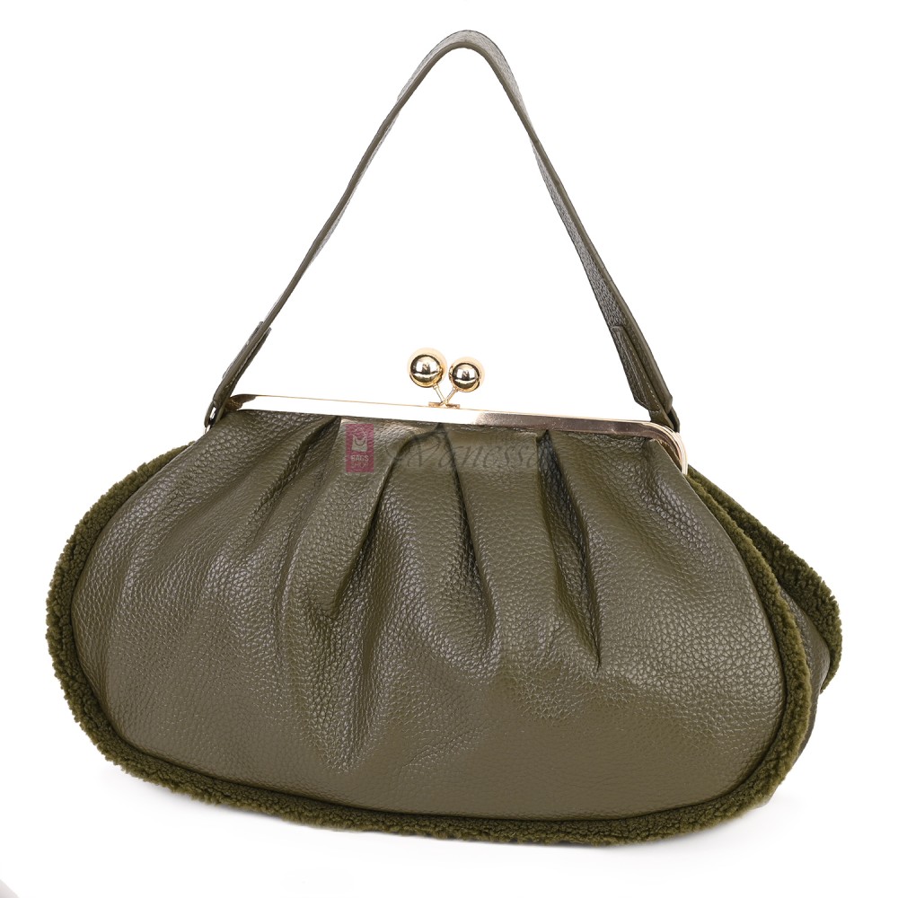 Голяма дамска чанта от еко кожа, в зелен цвят. Код: 997