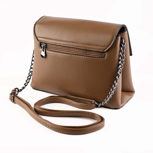 Дамска чанта през рамо от еко кожа  в кафяв цвят. Код: H7871