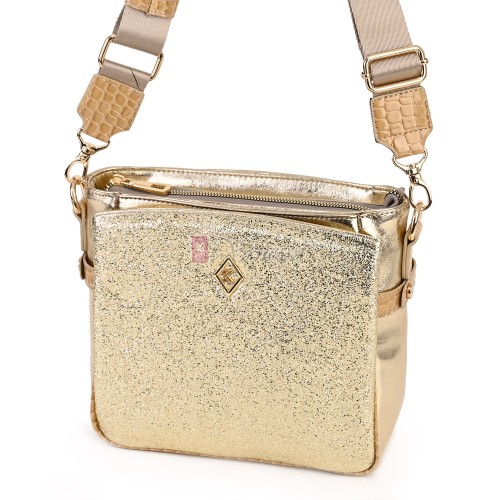 Малка дамска чанта от висококачествена еко кожа, в златист цвят. Код: K004