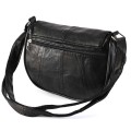 Дамска чанта от естествена кожа направена от парчета в черен цвят. Код: P001