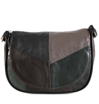 Дамска чанта от естествена кожа направена от парчета в тъмни шарени цветове. Код: P001