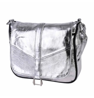 Дамска чанта от естествена кожа направена от парчета в сребърен цвят. Код: P002