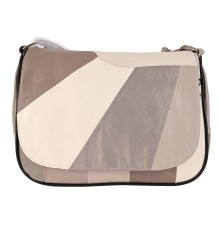 Код: P004 Дамска чанта от естествена кожа направена от парчета в светли цветове