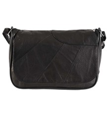 Дамска чанта от естествена кожа направена от парчета в черен цвят. Код: P004