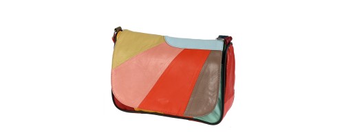 Дамска чанта от естествена кожа направена от парчета в шарени цветове. Код: P004
