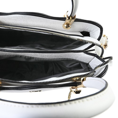 Красива, удобна и практична дамска чанта от еко кожа в бял цвят Код: T05BL