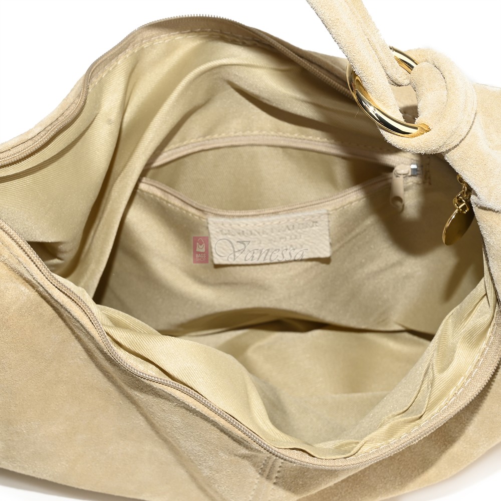 Голяма дамска чанта, от велурена естествена кожа, в бежов цвят. Код: EK119/63