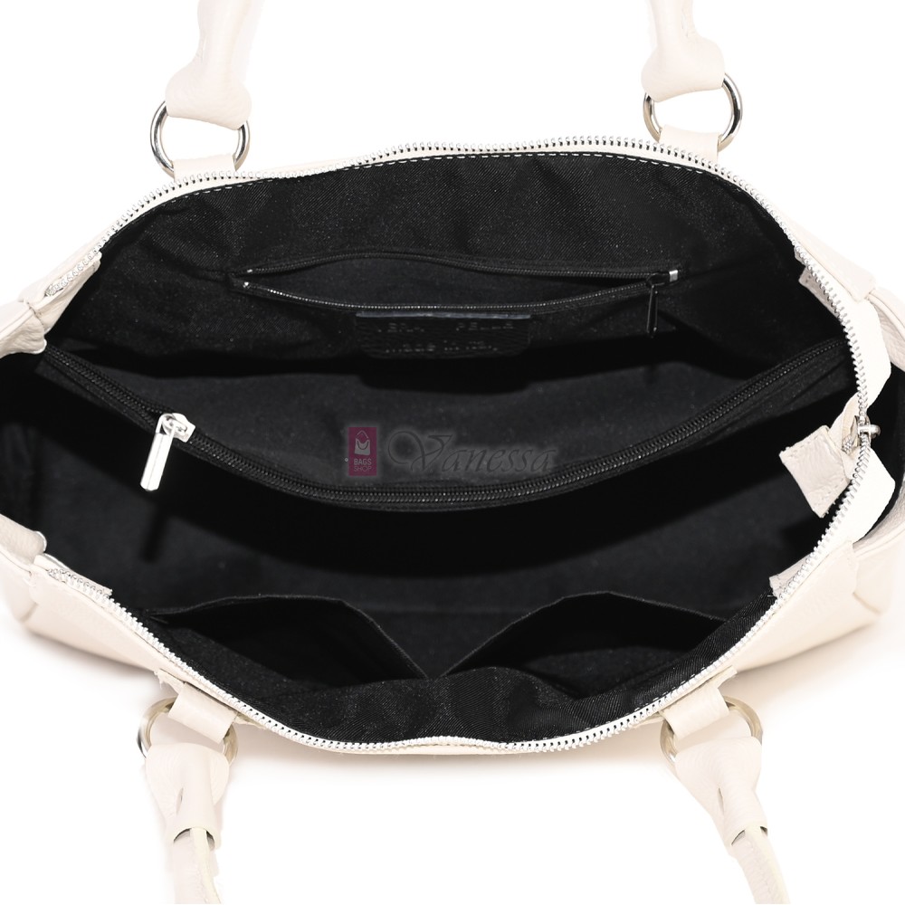 Дамска чанта от естествена кожа в светлобежов цвят. Код: EK65-1