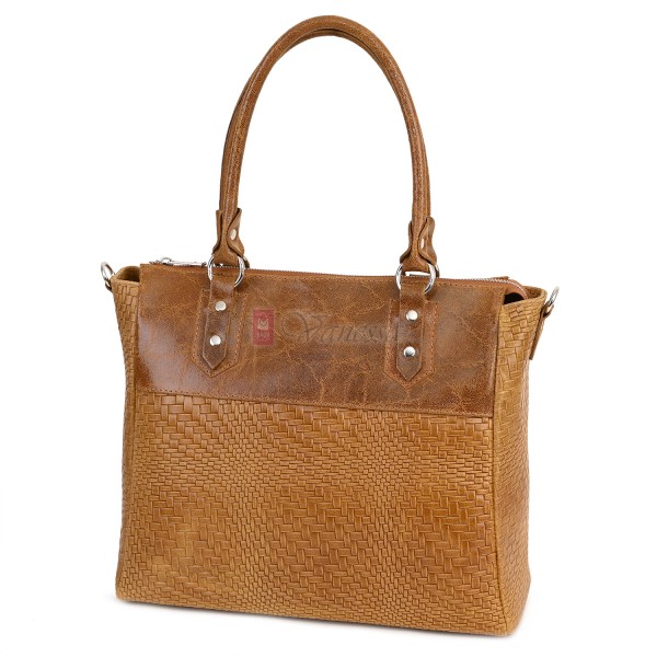 Дамска чанта от естествена кожа в светлокафяв цвят. Код: EK65