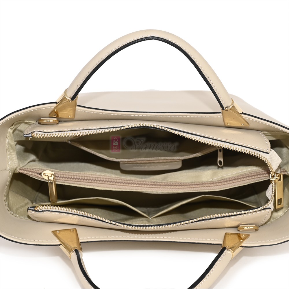 Елегантна дамска чанта от естествена кожа, в бежов цвят Код: EKL62