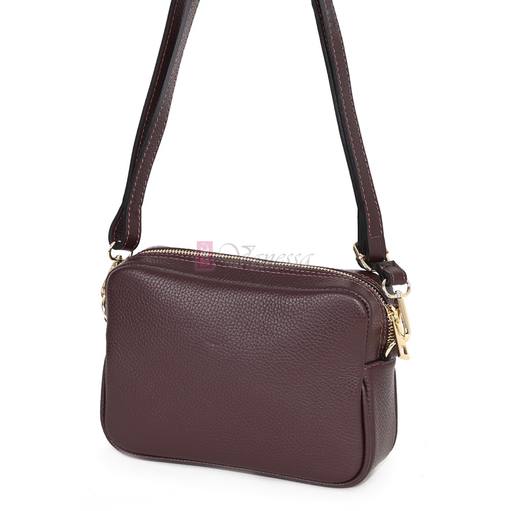 Ежедневна, малка дамска чанта от естествена кожа, в цвят бордо Код: EKM56