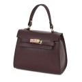 Елегантна, малка дамска чанта от естествена кожа, в цвят бордо. Код: EKM59