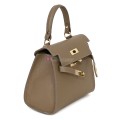 Елегантна, малка дамска чанта от естествена кожа, в тъмнобежов цвят. Код: EKM59