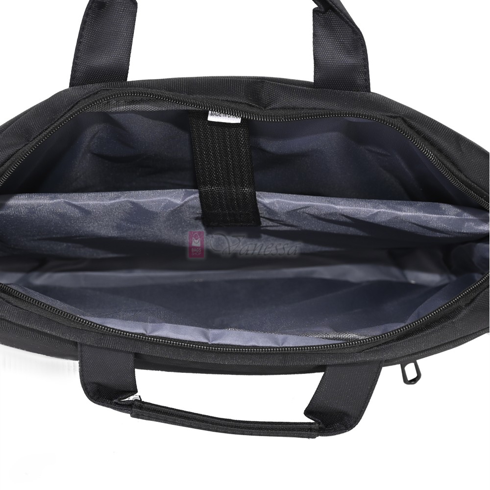 Голяма мъжка чанта от текстил в черен цвят. Код: MT