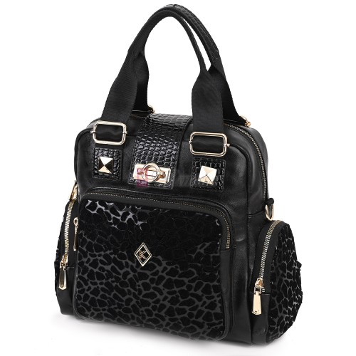 Дамска чанта/раница от висококачествена еко кожа, в черен цвят. Код: K009