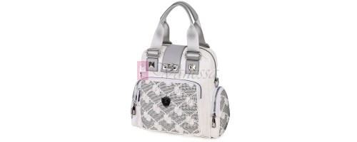 Дамска чанта/раница от висококачествена еко кожа, в бял цвят. Код: K009  Дамска чанта/раница от висококачествена еко кожа, в бял цвят. Код: K009