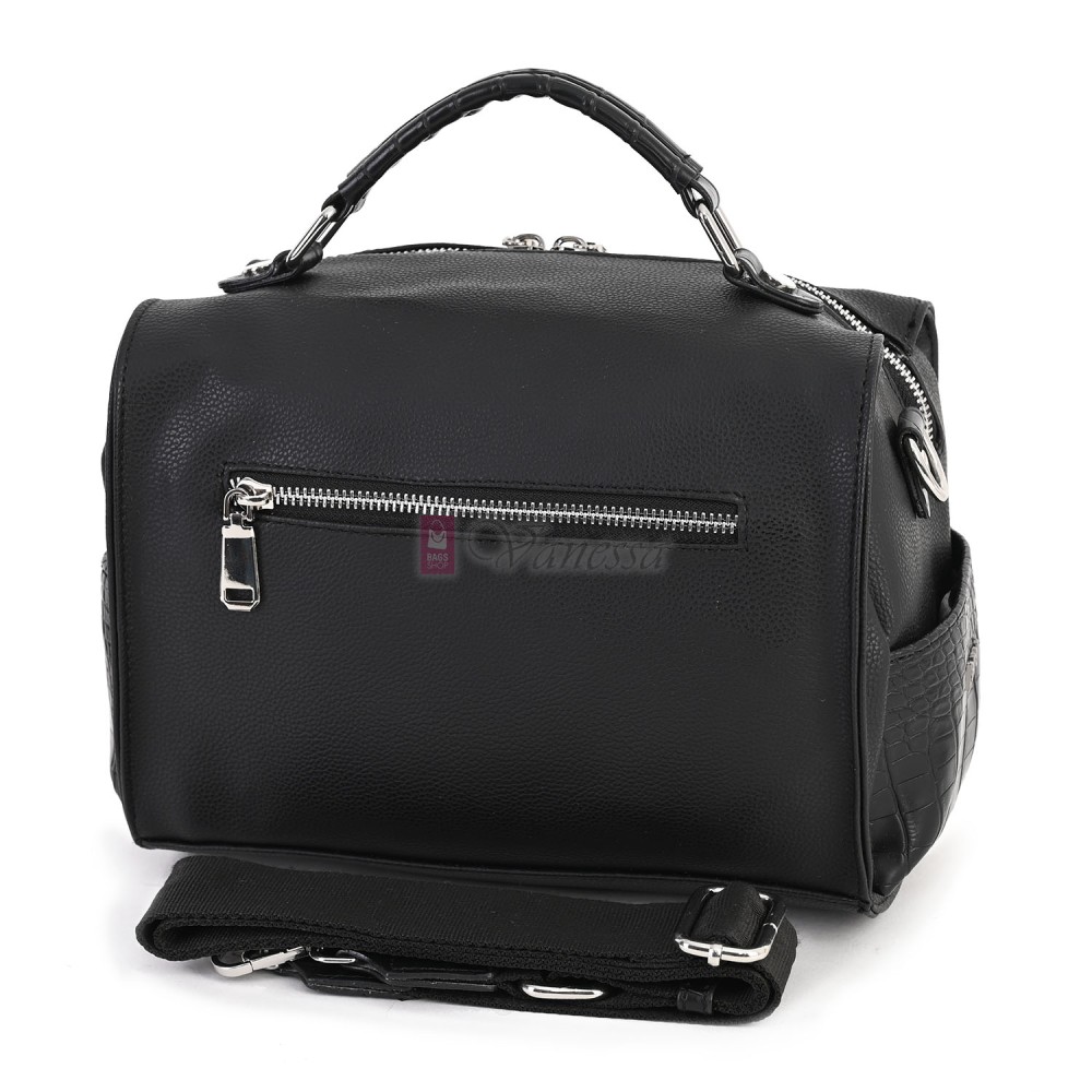  Дамска чанта от екологична кожа в черен цвят. Код: APK045