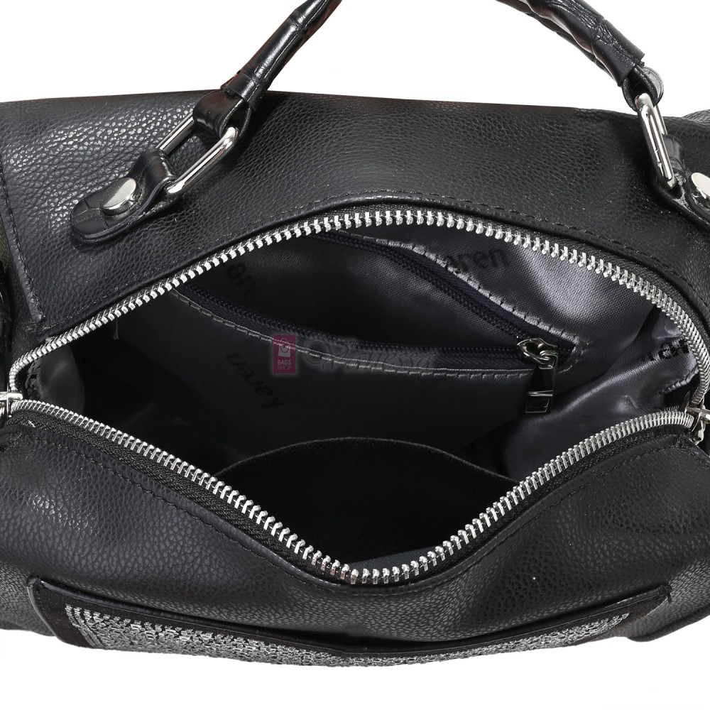  Дамска чанта от екологична кожа в черен цвят. Код: APK045