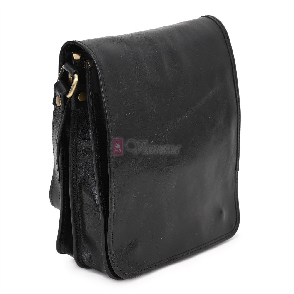 Мъжка чанта от естествена кожа, в черен цвят. Код: EKM-2