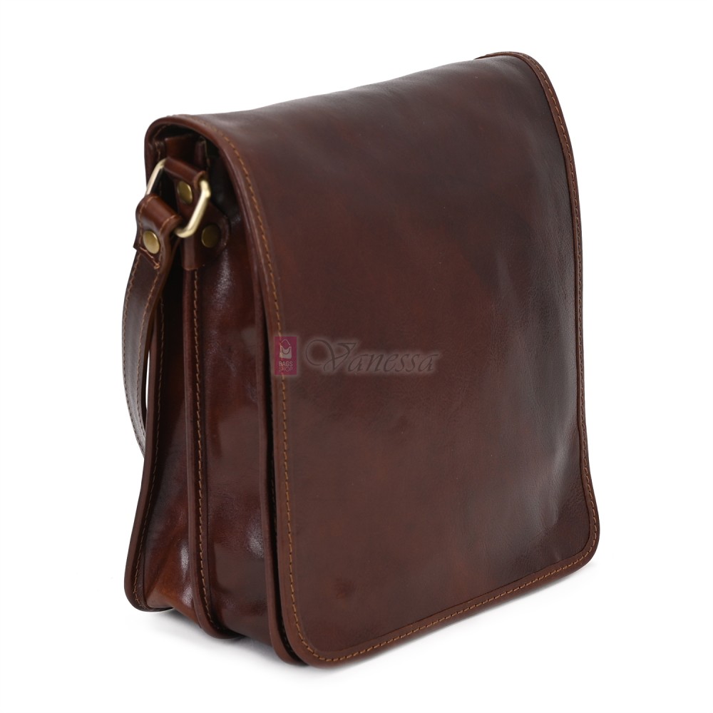 Мъжка чанта от естествена кожа, в тъмнокафяв цвят. Код: EKM-2