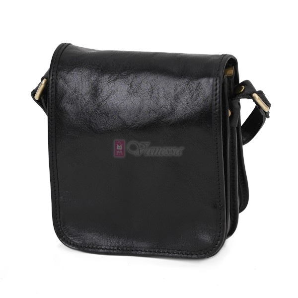 Малка мъжка чанта от естествена кожа, в черен цвят. Код: EKM-3