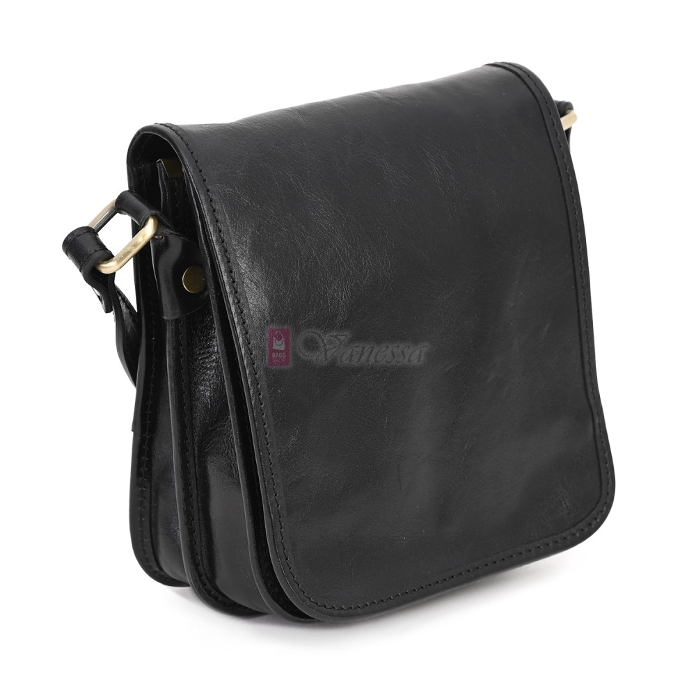 Малка мъжка чанта от естествена кожа, в черен цвят. Код: EKM-3