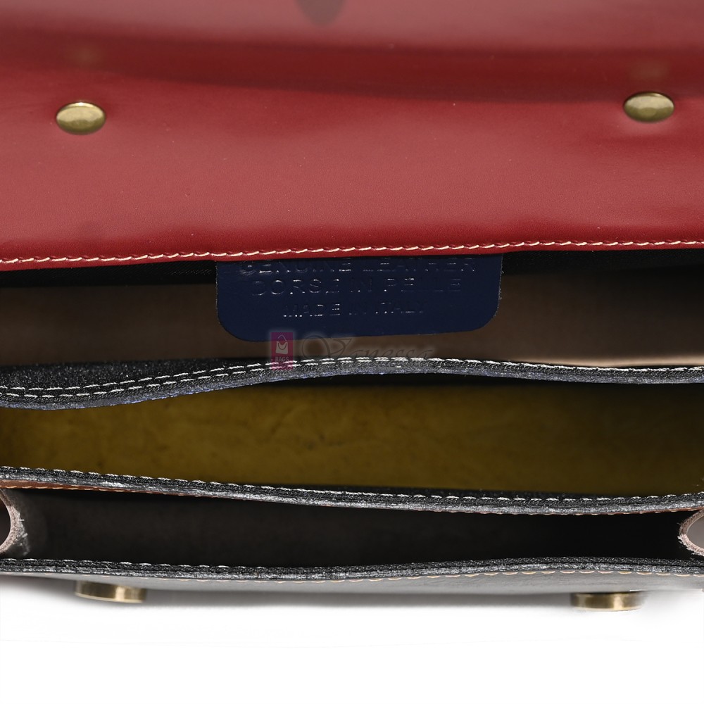  Дамска чанта от естествена кожа на парчета, в тъмни шарени цветове. Код: P009-2