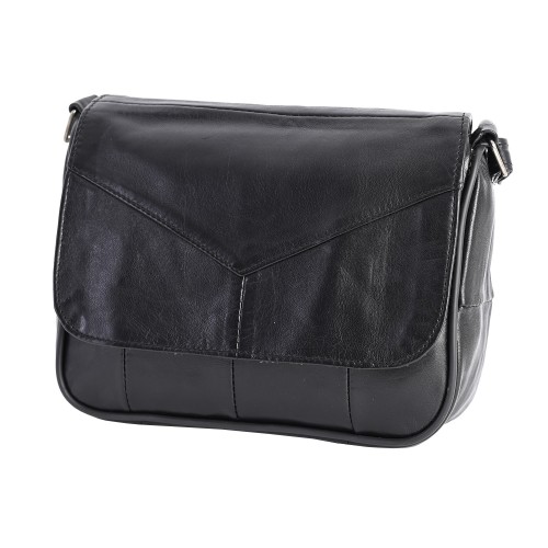 Дамска чанта от естествена кожа направена от парчета в черен цвят. Код: P003
