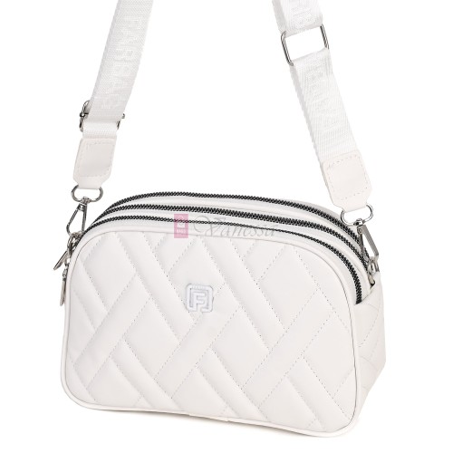 Малка дамска чанта от висококачествена еко кожа, в бял цвят. Код: T0809