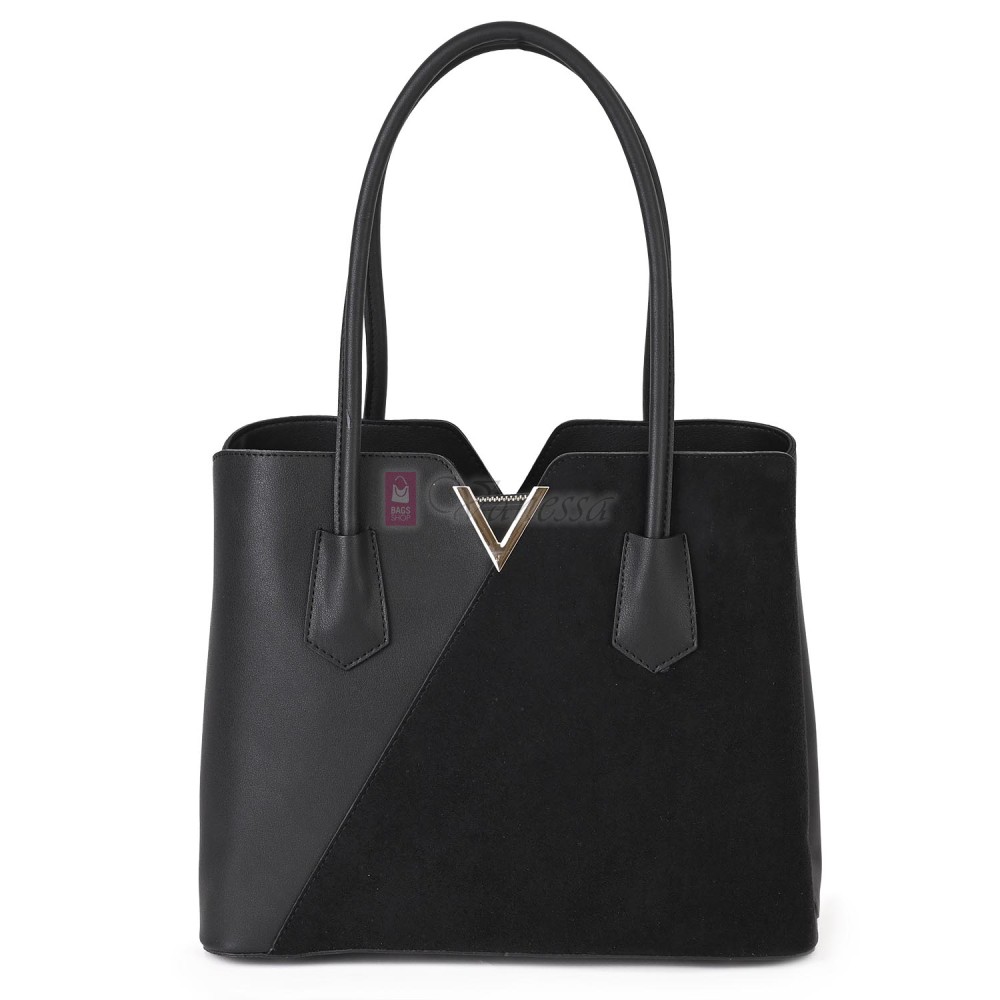 Елегантна дамска чанта от висококачествена еко кожа в черен цвят. Код: T44V