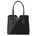 Елегантна дамска чанта от висококачествена еко кожа в черен цвят. Код: T44V