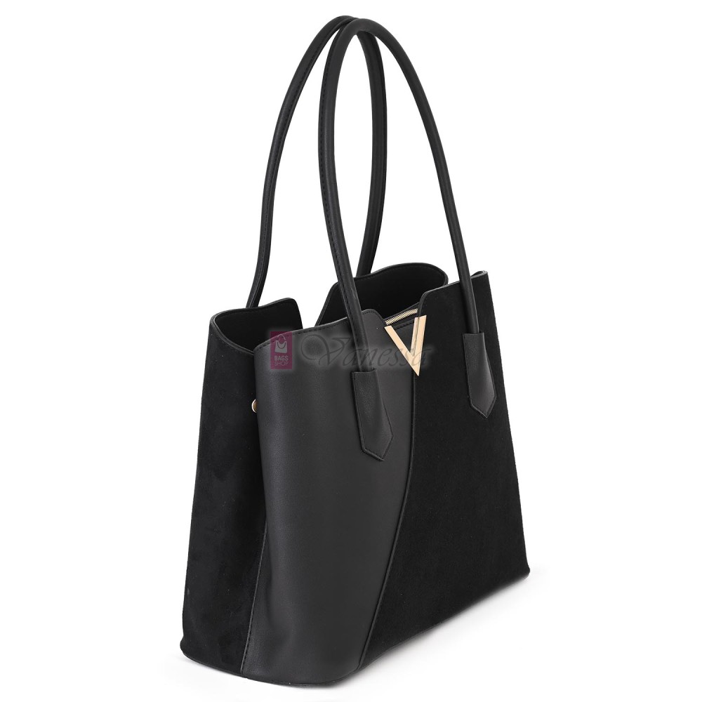 Елегантна дамска чанта от висококачествена еко кожа в черен цвят. Код: T44V