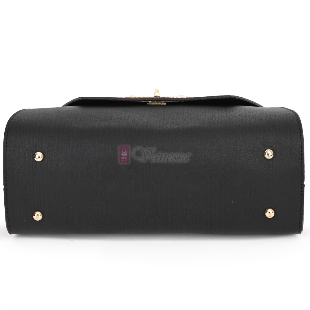 Малка дамска чанта от висококачествена еко кожа в цвят бордо. Код: TOKIM Малка дамска чанта от висококачествена еко кожа в цвят бордо. Код: TOKIM