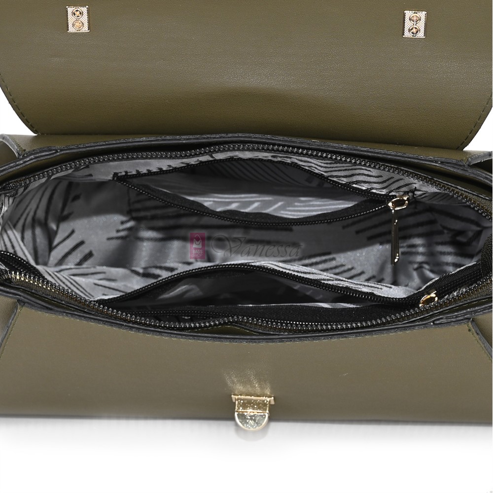 Дамска чанта от висококачествена еко кожа в зелен цвят. Код: TOKIG  Дамска чанта от висококачествена еко кожа в зелен цвят. Код: TOKIG