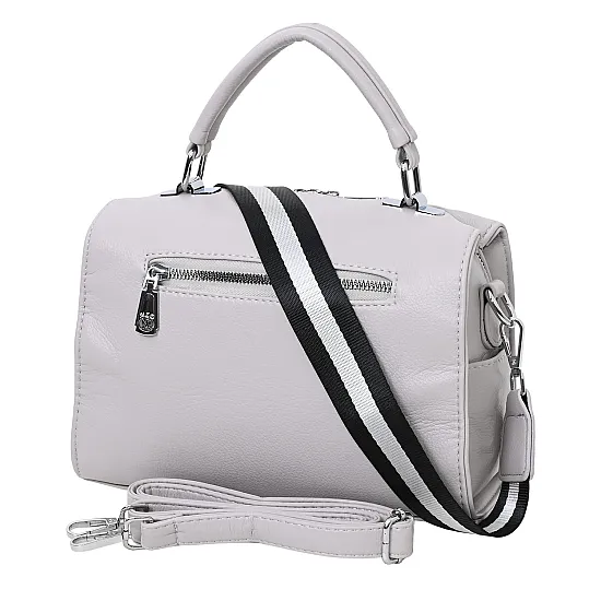 Дамска чанта от еко кожа в светлосив цвят. Код: 024 - 024-4